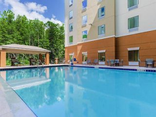 3 3 Candlewood Suites